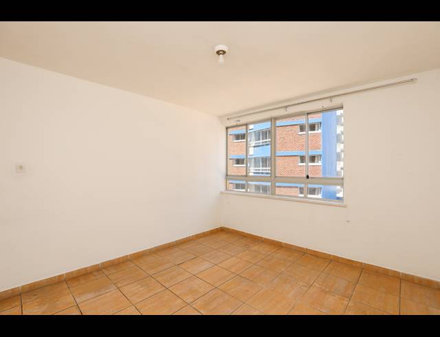 1 BEDROOM SECTIONAL TITLE TO LET IN SOUTH BEACH